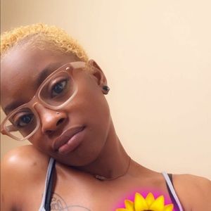 Meet your Posher, Trinity